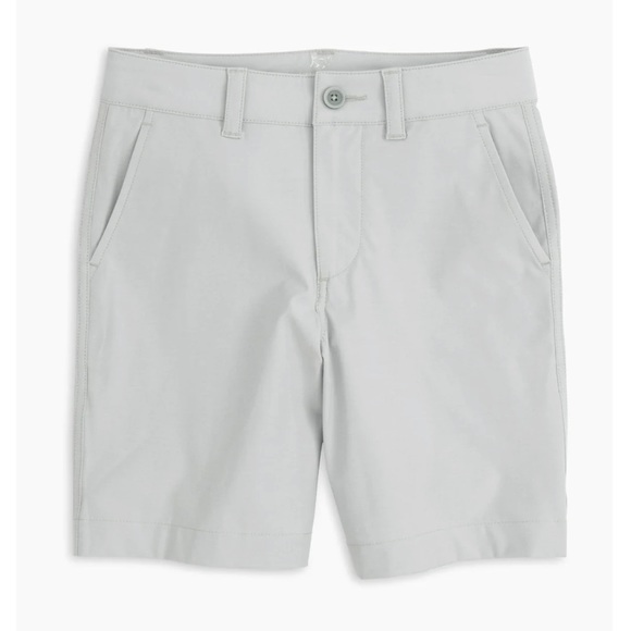 Southern Tide Other - NWT Southern Tide T3 Gulf Short Seagull Gray Size 8